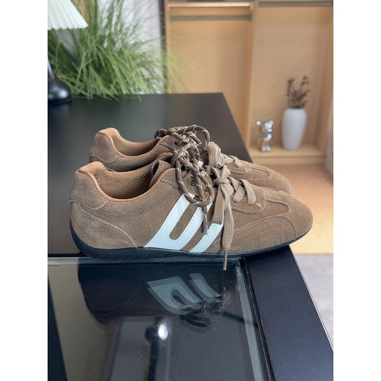 Damen Sportliche Sneakers aus hochwertigem Wildleder mit atmungsaktiver Sohle R&B