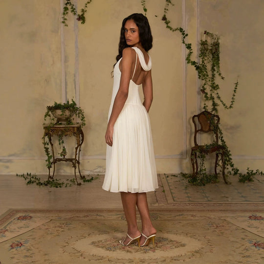 Damen Elegantes Midikleid mit schulterfreiem Design und fließendem Rock R&B