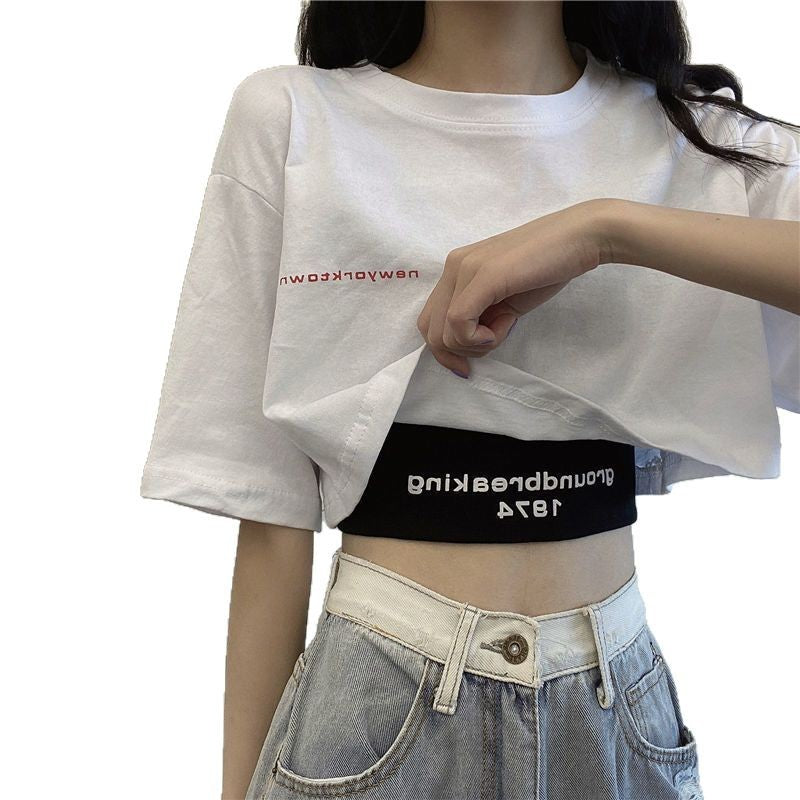 Damen Cropped Tanktop mit modernem Schriftzug und figurbetontem Schnitt