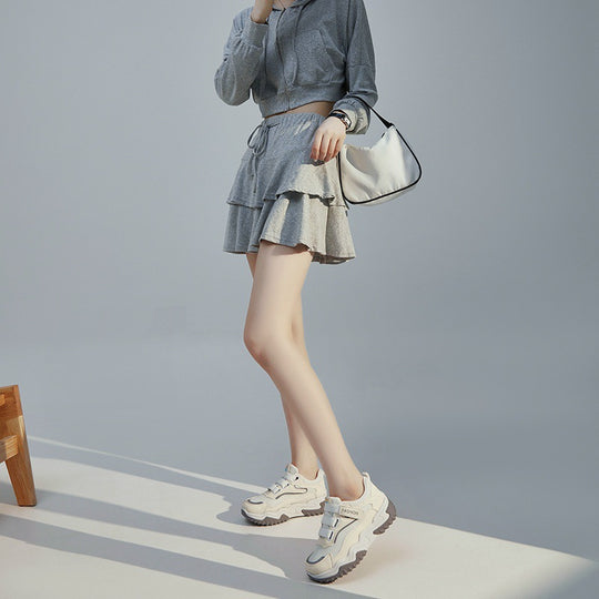 Damen Sportliche Sneaker mit atmungsaktiven Obermaterial und komfortablem Klettverschluss R&B