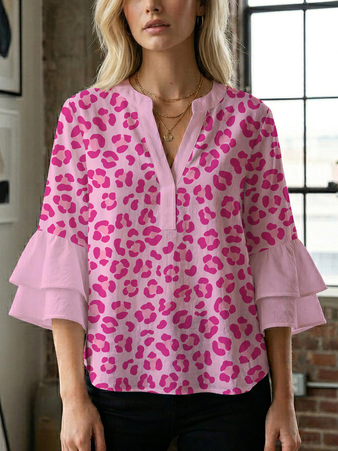 Damen Bluse mit Rüschendetails und auffälligem Animal-Print R&B