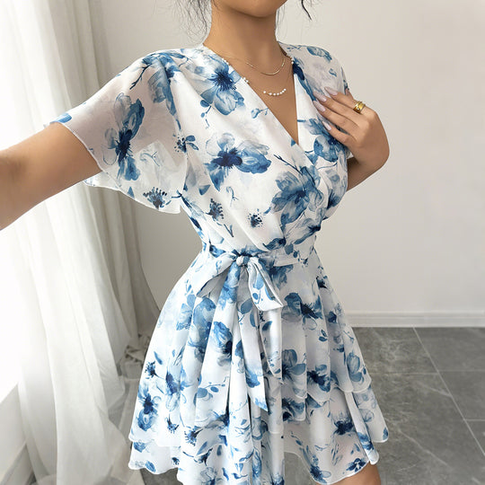 Damen Wickelkleid mit floralem Muster und schwingendem Rock R&B