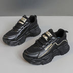 Damen Sportliche Sneakers mit modischer Metallic-Applikation und strukturierter Oberfläche R&B