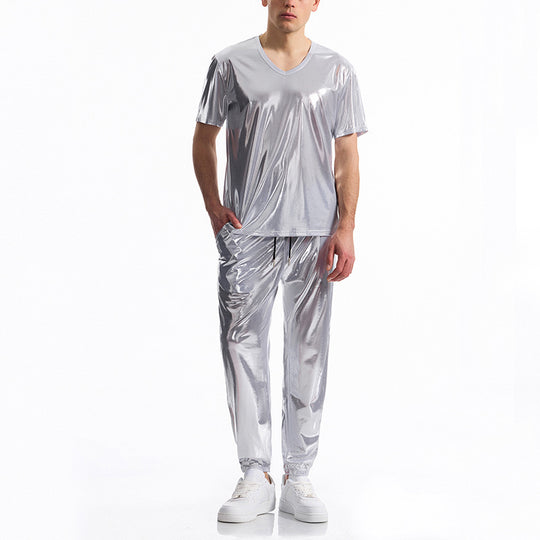 Herren Sportliches Set aus glänzendem Material mit V-Ausschnitt R&B