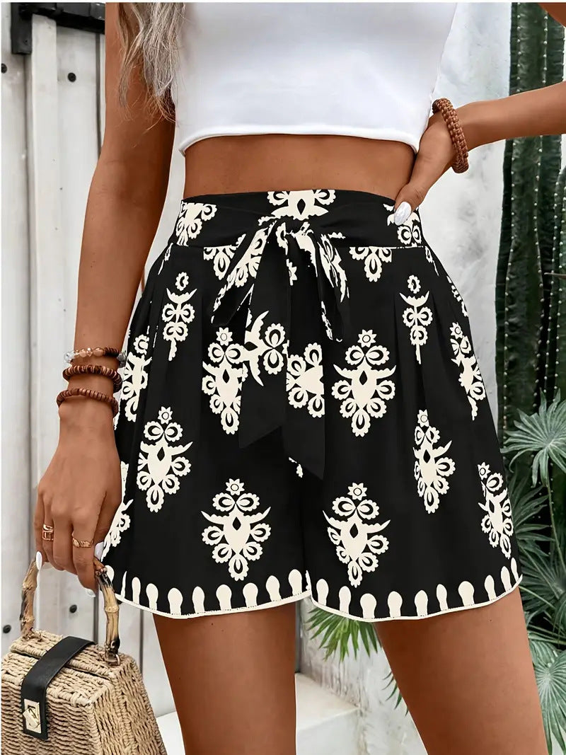 Damen Sommerliche Chino-Shorts mit Bindegürtel R&B