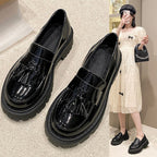 Damen Loafer mit eleganter Quastenverzierung und robustem Plateau R&B