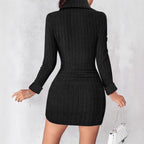 Damen Wickelkleid mit strukturiertem Design und dekorativen Knöpfen