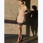 Damen Elegantes Strick-Maxikleid mit raffinierten Schnitt und figurbetontem Design R&B