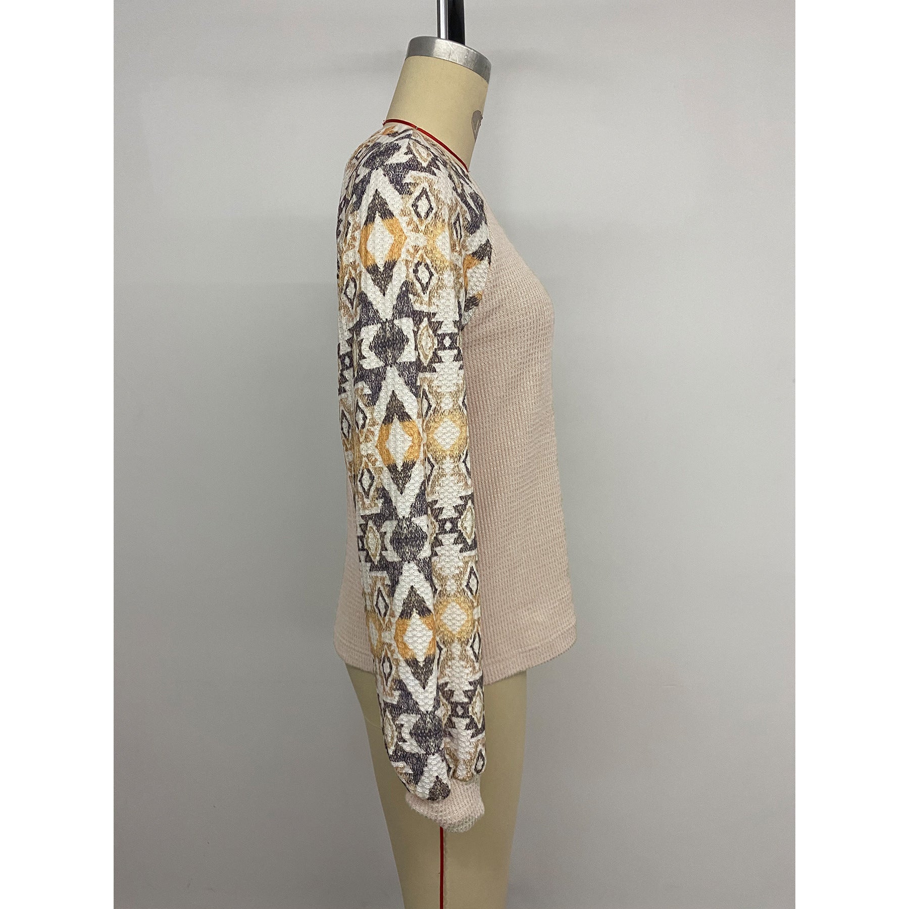 Damen Strickpullover mit modernen Raglanärmeln und floralem Muster R&B