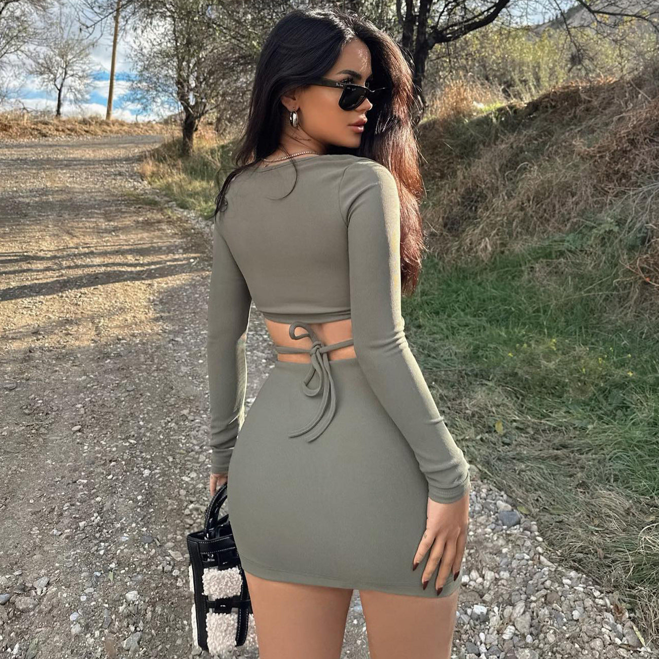 Damen Figurbetontes Minikleid mit raffiniertem Cut-Out Design R&B