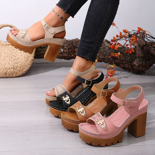 Damen Plateau-Sandalen mit modischem Riemendesign und komfortablem Fußbett R&B