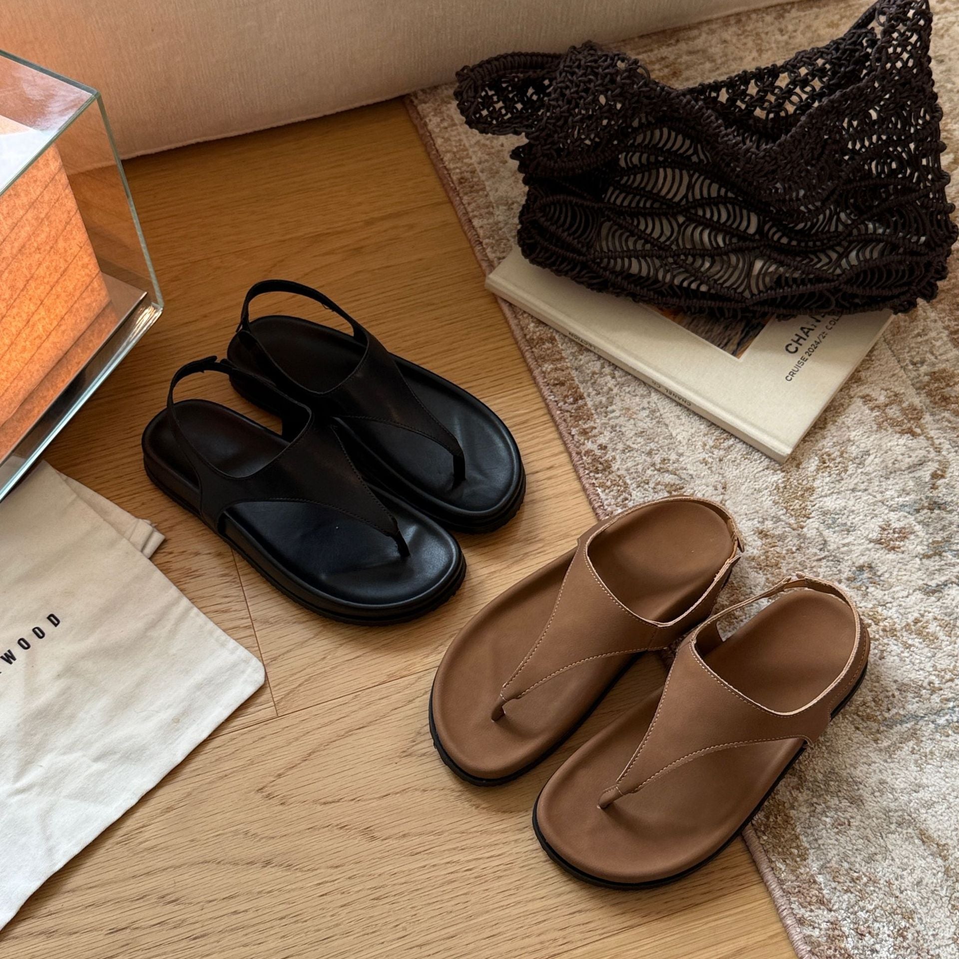 Damen Zehentrenner-Sandalen mit ergonomischer Fußbettgestaltung und komfortabel verstellbarem Riemen