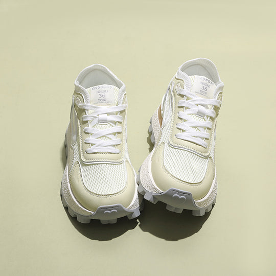 Damen sportliche Sneakers mit atmungsaktiver Mesh-Oberfläche und dämpfendem Sohlenprofil R&B