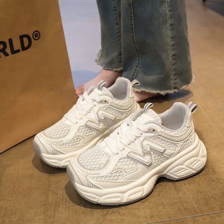 Damen Sportliche City-Sneaker mit atmungsaktiver Netzstruktur und komfortabler Dämpfung R&B