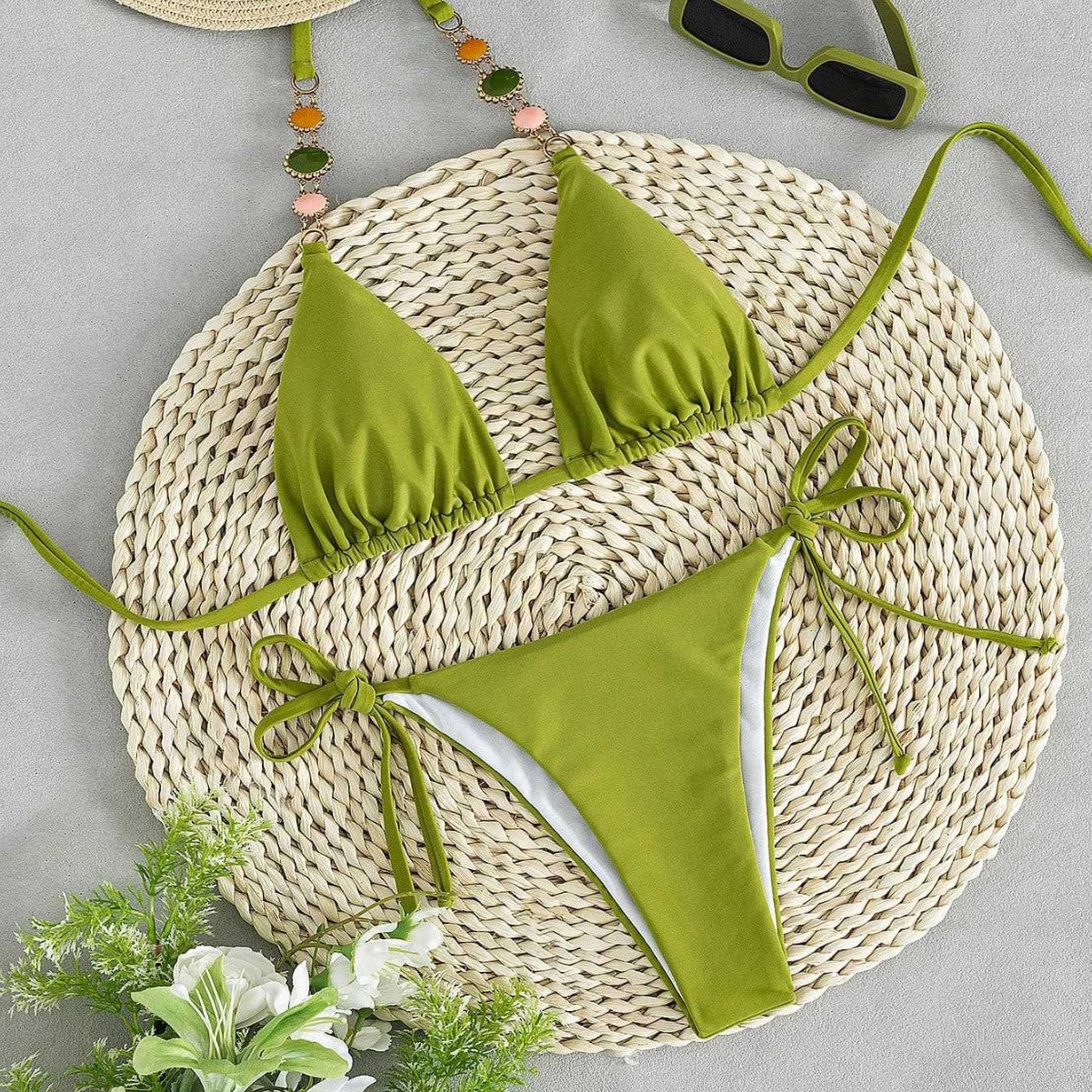 Damen Triangel-Bikini mit einzigartigen Schmuckdetails R&B