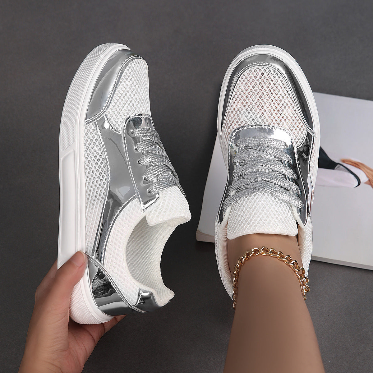 Damen Sportliche Sneaker mit reflektierenden Akzenten und atmungsaktivem Mesh