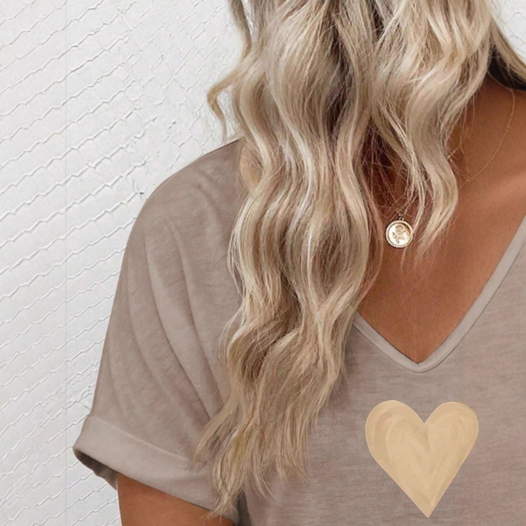 Damen lässiges V-Ausschnitt T-Shirt mit Herz-Zierdruck R&B