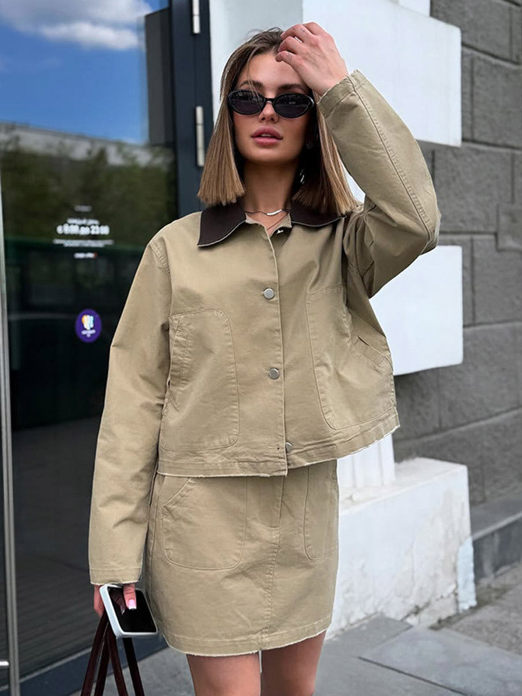 Damen cropped Utility-Jacke mit modernem Design und praktischen Taschen R&B