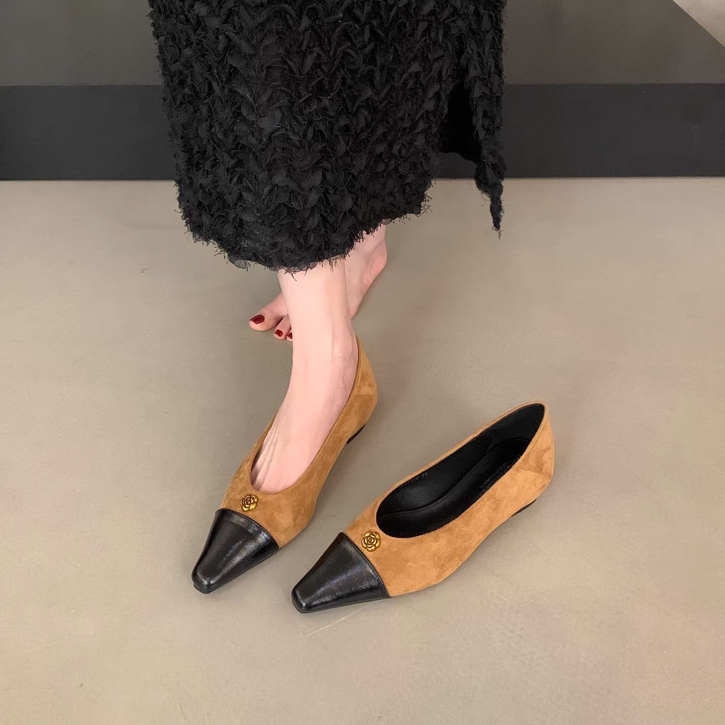Damen elegante Ballerinas mit zwei Materialien und luxuriösem Akzent R&B