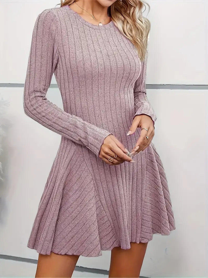 Damen Strickkleid mit raffiniertem Rüschendesign und schmeichelndem Schnitt R&B