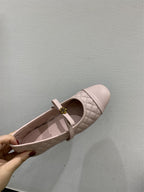 Damen Ballerina-Schuhe mit praktischem Riemchen und elegantem Design EB