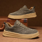 Herren Sneakers von hochwertigem Wildleder mit dämpfender Sohle
