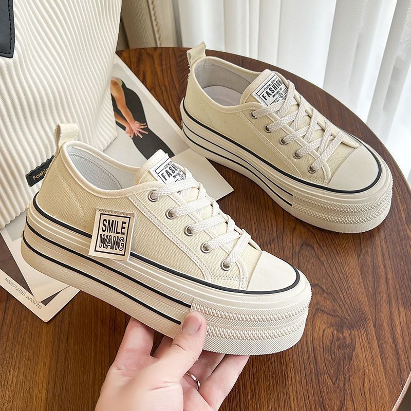 Damen modische Plateausneaker mit angesagtem Design R&B