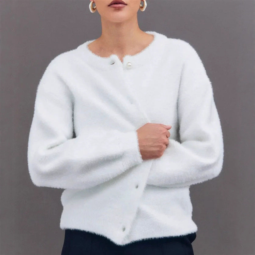 Damen Flauscher Cardigan mit dekorativen Perlenknöpfen R&B