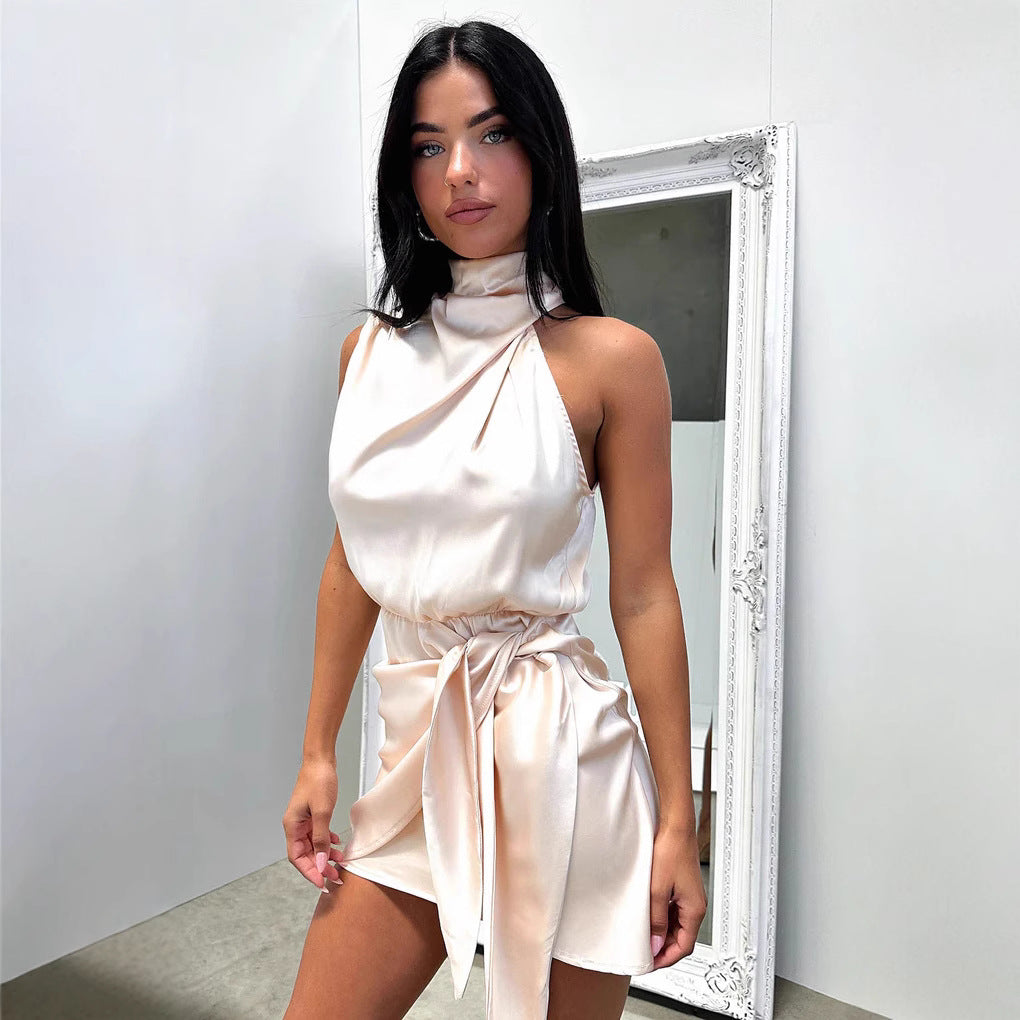 Damen Elegantes Satin-Kleid mit asymmetrischem Schnitt und raffiniertem Bindeband R&B