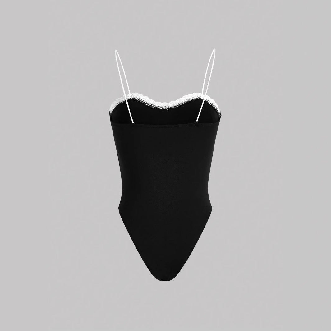 Damen eleganter Badeanzug mit Spitzenrand und Trägern R&B