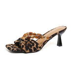 Damen Elegante Slingback Sandaletten mit tierischem Muster und Schmuckdetails R&B