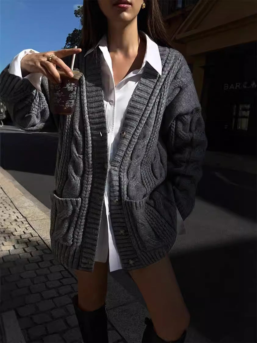 Damen Strickcardigan mit tiefem V-Ausschnitt und strukturiertem Zopfmuster R&B