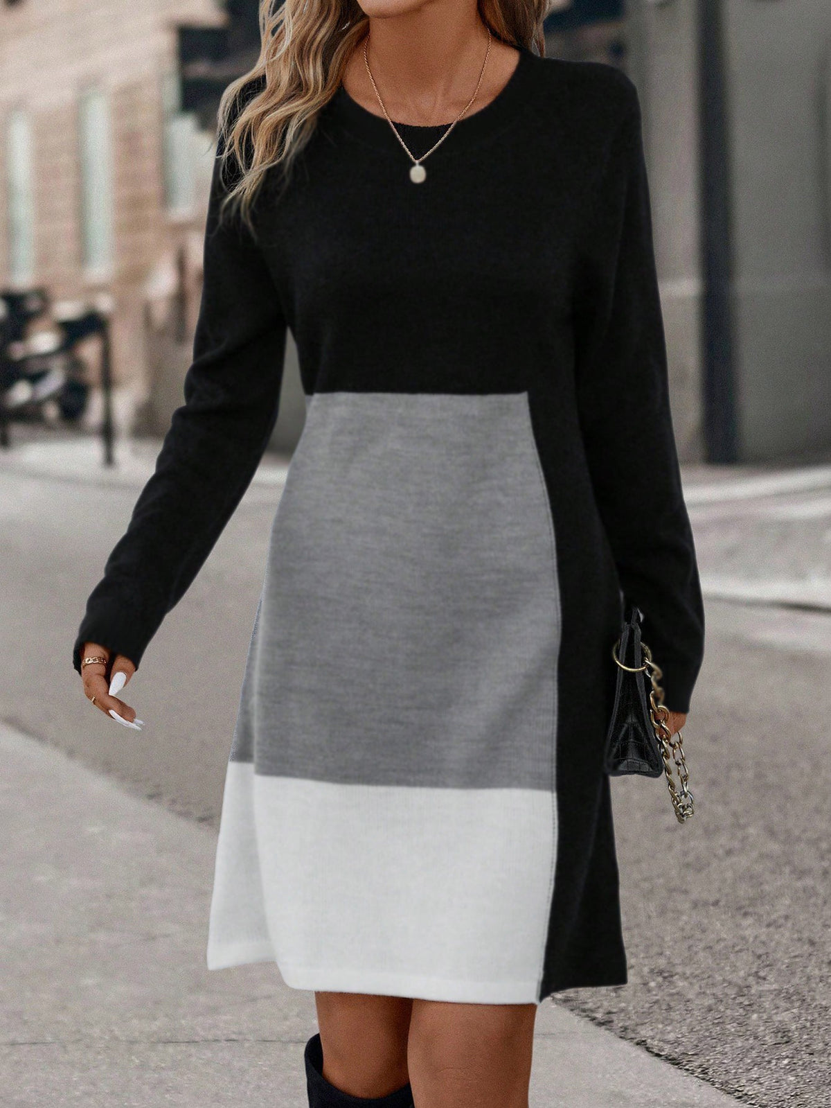 Damen Strickkleid im modernen Farbblockdesign R&B
