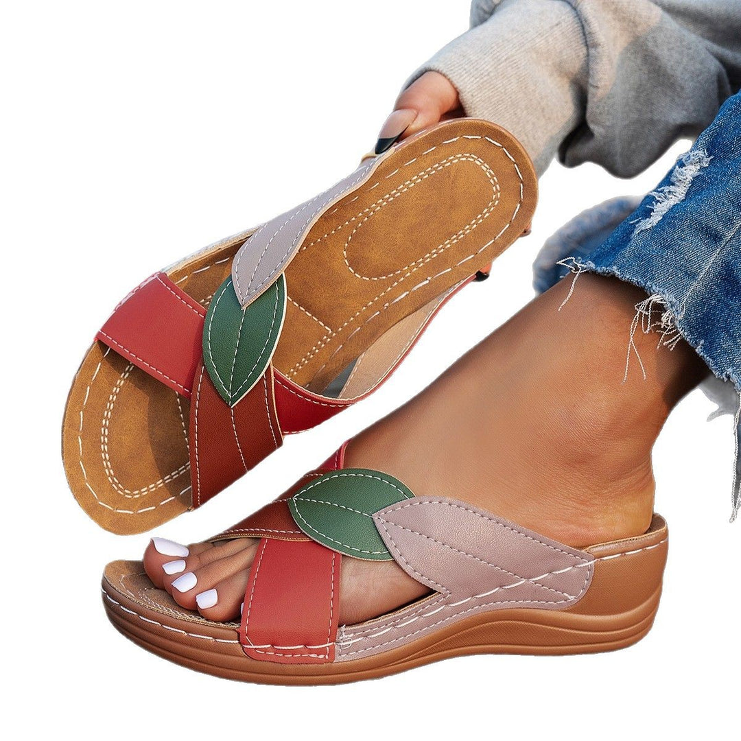 Damen Komfortable Zehentrenner-Sandalen mit modischen Blätterapplikationen R&B