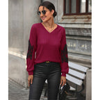 Damen V-Ausschnitt Pullover mit eleganten Spitzenärmeln und Rippstruktur R&B