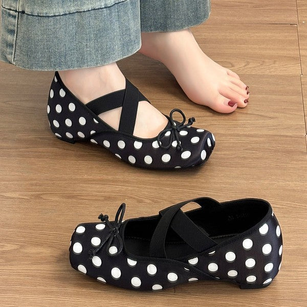 Damen verspielte Ballerinas mit hochwertiger Lochmusterapplikation R&B