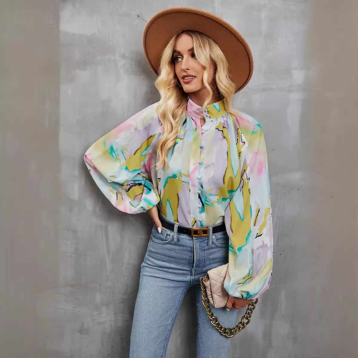 Damen Bluse mit buntem Floral-Print und Schluppenkragen R&B