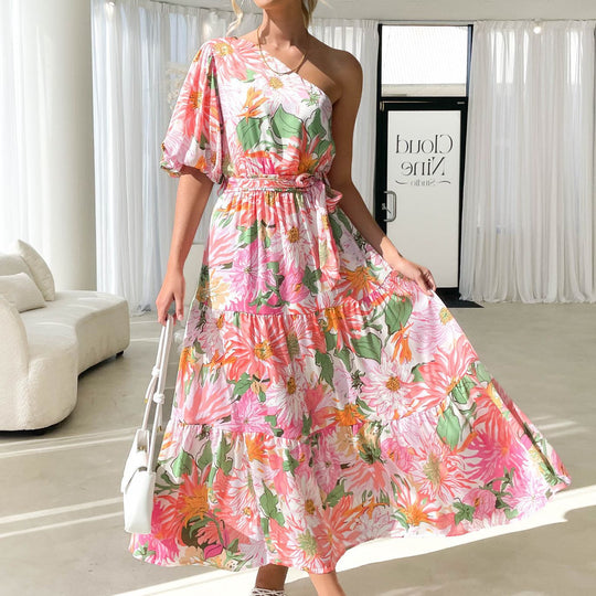 Damen Sommerliches Maxikleid mit asymmetrischem Schnitt und floralen Motiven R&B