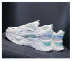 Damen Sportliche Sneakers mit innovativer Dämpfung und futuristischem Design