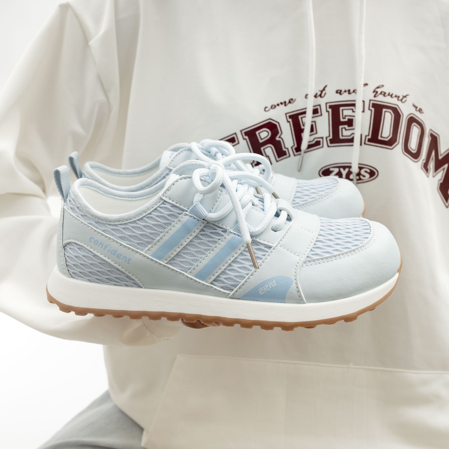 Damen Sportliche Mesh-Sneakers mit rutschfester Sohle und atmungsaktiven Einsätzen