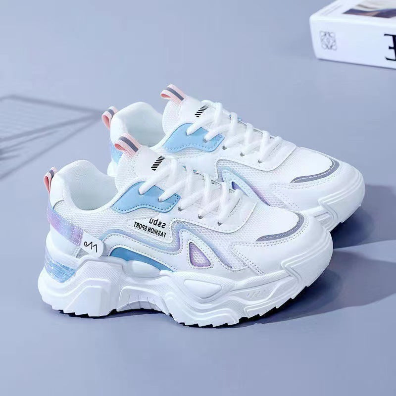 Damen Sportliche Sneakers mit dämpfendem Fußbett und reflektierenden Akzenten R&B