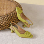 Damen Slingback-Pumps mit quadratischer Schuhspitze und modischem Riemendesign