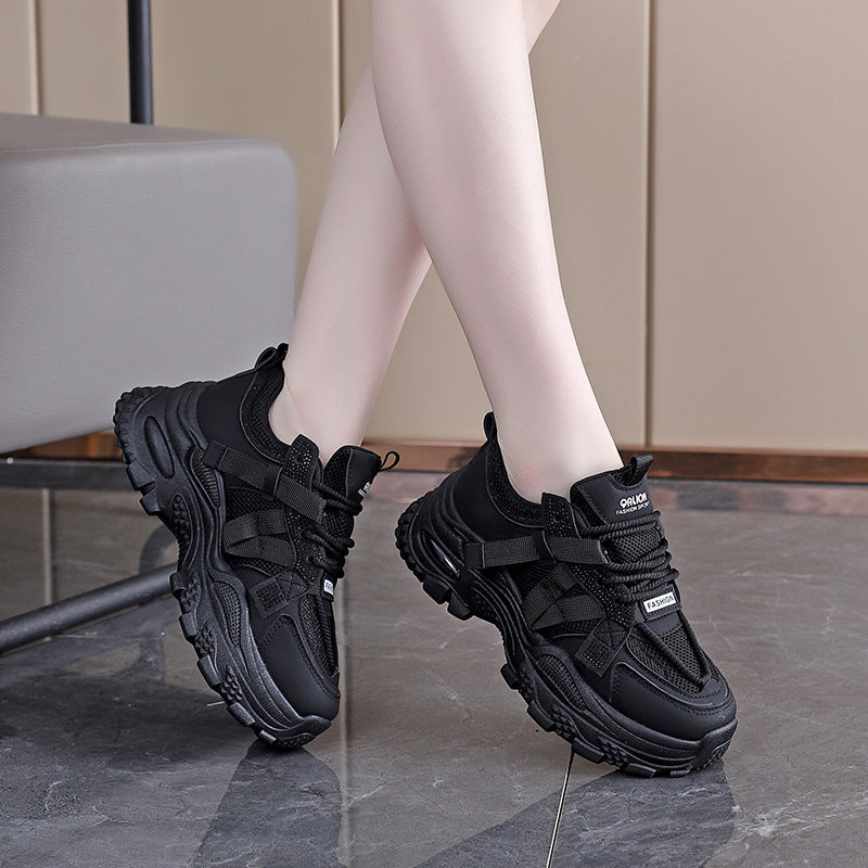 Damen Sportliche Sneakers mit atmungsaktiven Einsätzen R&B