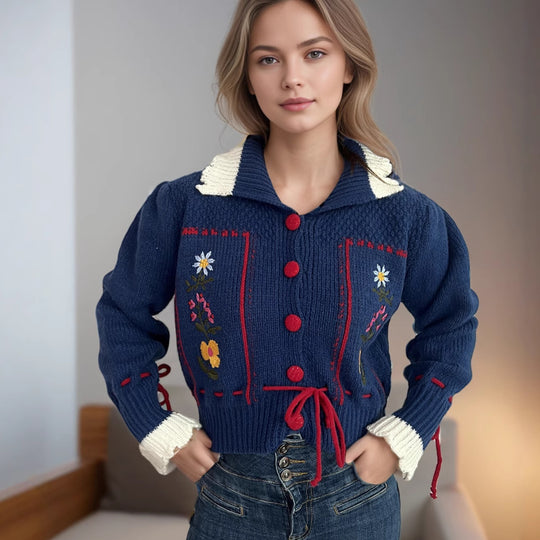 Damen Strickjacke mit floralen Stickereien und dekorativen Knöpfen R&B