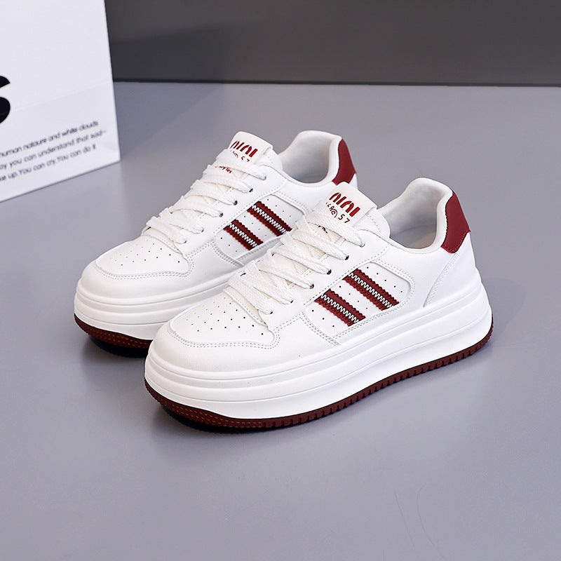 Damen Plattform Sneakers mit trendigem Design und stabiler Profilsohle R&B