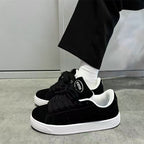 Damen Sportliche Sneakers mit griffigem Sohlenprofil und hochwertigem Obermaterial