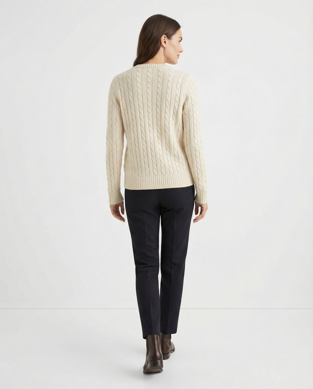 Damen klassische Zopfmuster-Strickjacke mit Rundhalsausschnitt und durchgehender Knopfleiste R&B