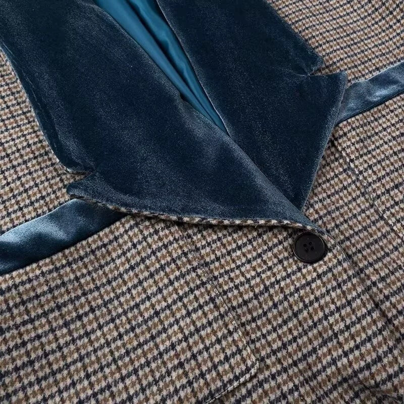 Damen eleganter langärmliger Mantel mit samtigen Akzenten R&B
