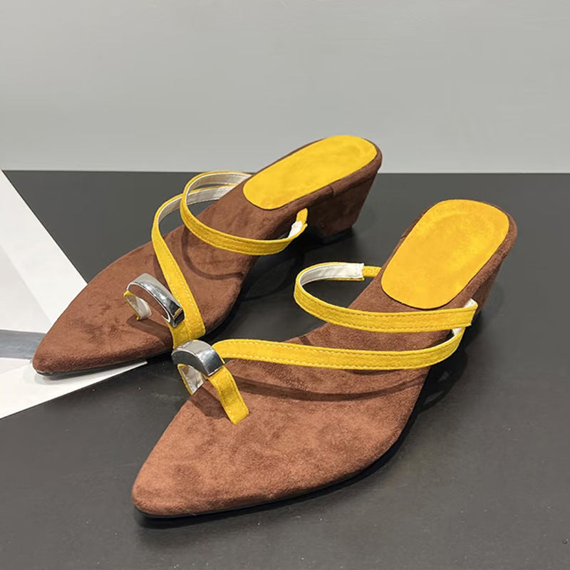 Damen Wedgesandalen mit seitlichem Schnallenakzent und eleganter Riemenkonstruktion R&B