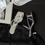 Damen Modische Plateau-Sandalen mit elegantem Riemendesign und glänzender Oberfläche